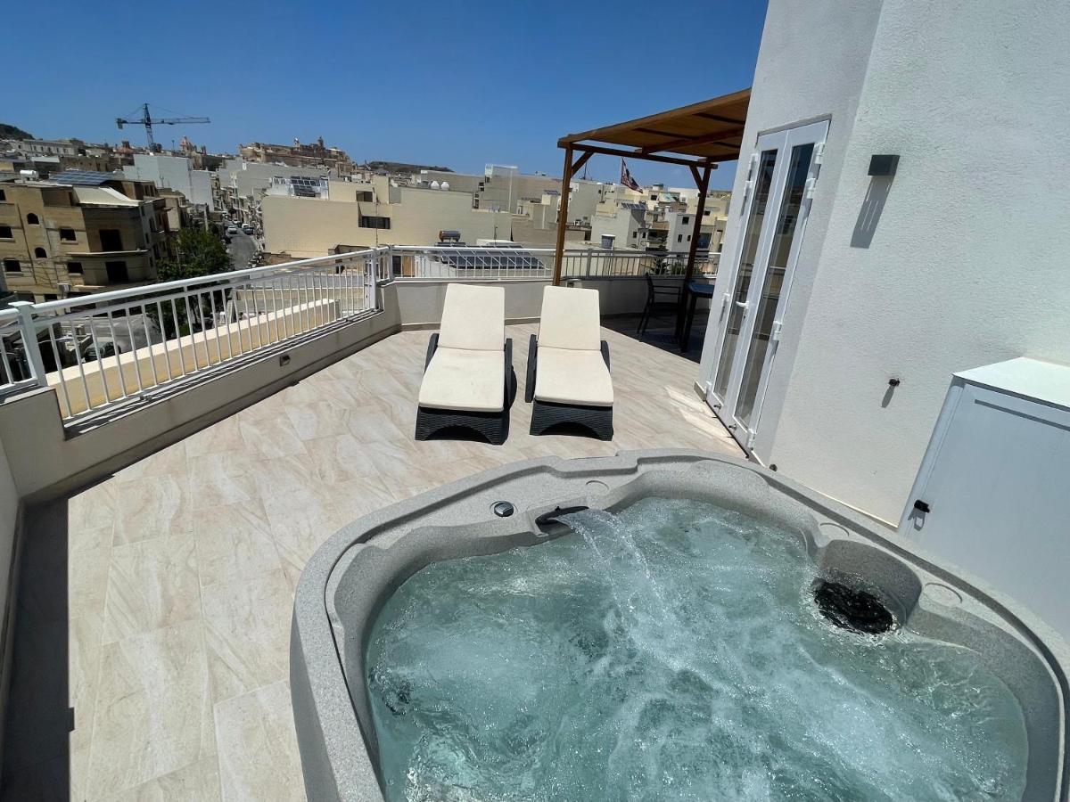 The Willows Penthouses With Jacuzzi Ghajn il-Kbira  ภายนอก รูปภาพ
