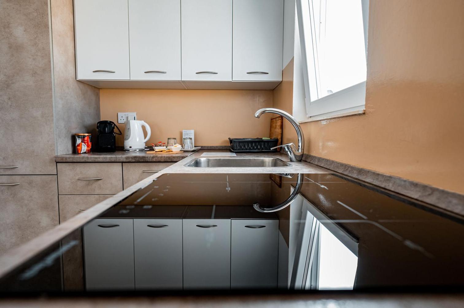 The Willows Penthouses With Jacuzzi Ghajn il-Kbira  ภายนอก รูปภาพ
